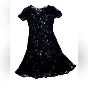 Gorgeous lace dress. Comes with slip